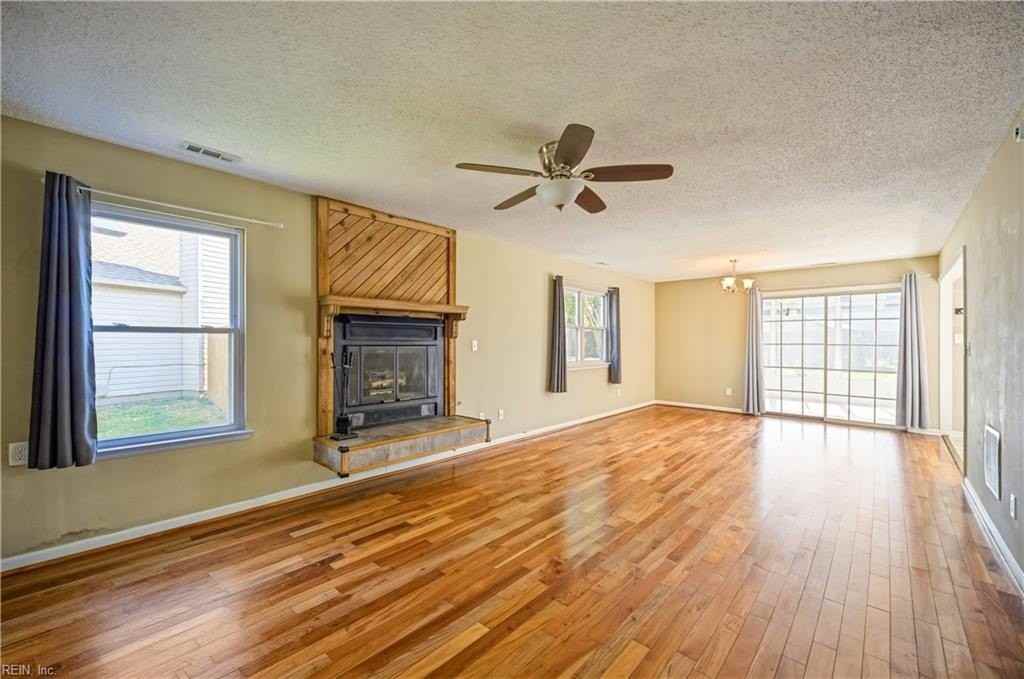 3620 Dryden Ct - Photo 6 of 48