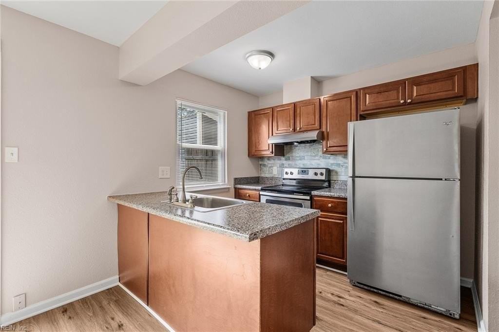 3596 Windmill Dr - Photo 4 of 35