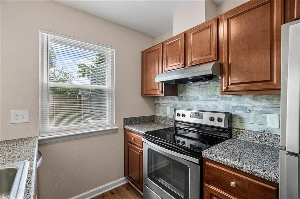 3596 Windmill Dr - Photo 6 of 35