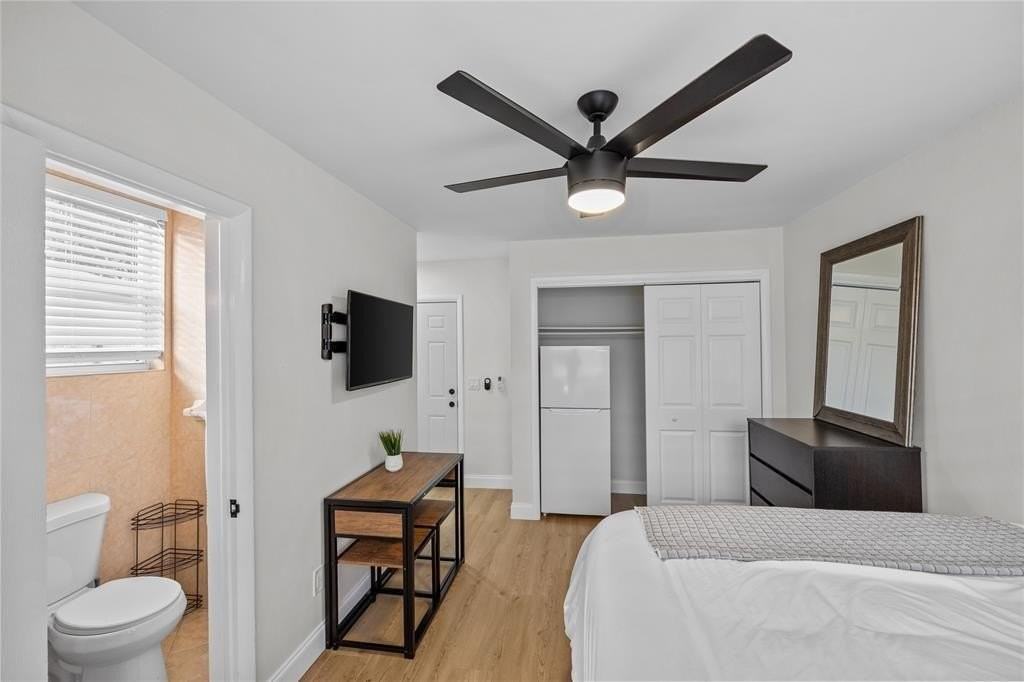 1437 Ne 30th Ct #SIDE - Photo 5 of 9