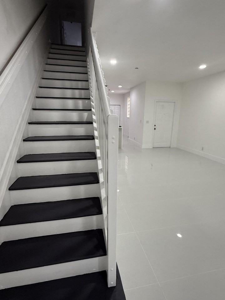 3906 Cherry Ln #3906 - Photo 5 of 10