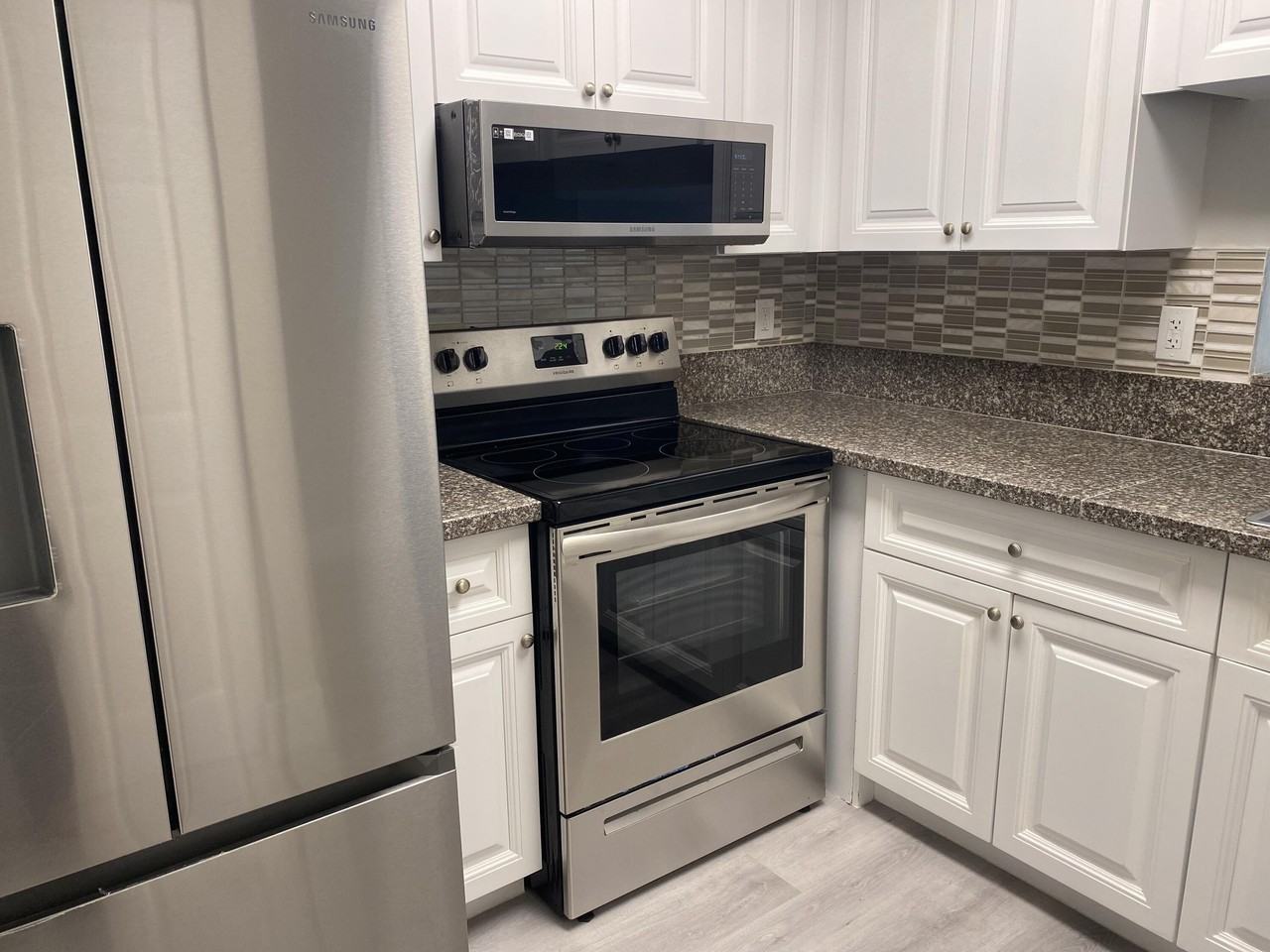 11432 Nw 43rd St - Photo 2 of 30