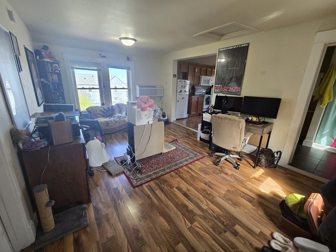 216-1/2 East 5th Street2 #2 - Photo 2 of 13