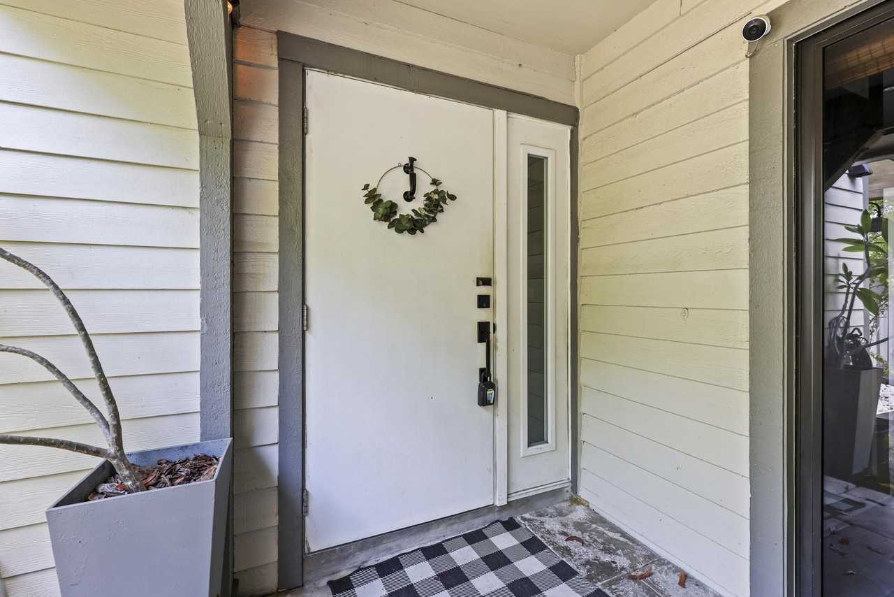 13400 Bedford Mews Ct - Photo 5 of 50