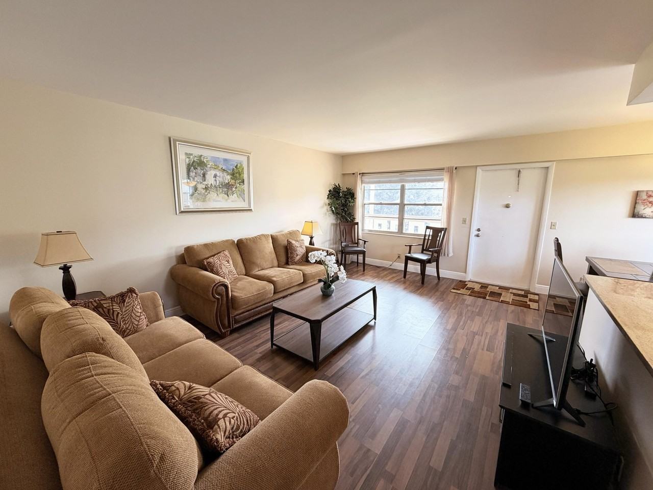 375 Mansfield I - Photo 4 of 15
