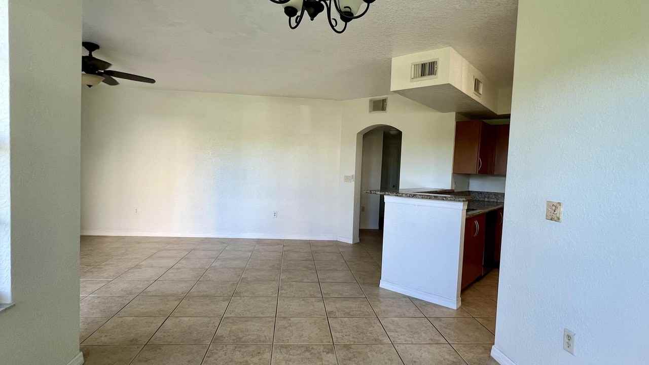 136 Sw Peacock Blvd #19-104 - Photo 6 of 25