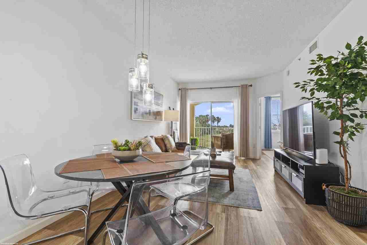 2060 Greenview Shores Blvd #318 - Photo 4 of 15