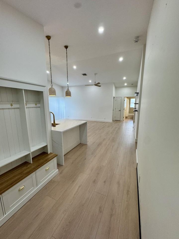 64 Paxford Ln - Photo 2 of 23