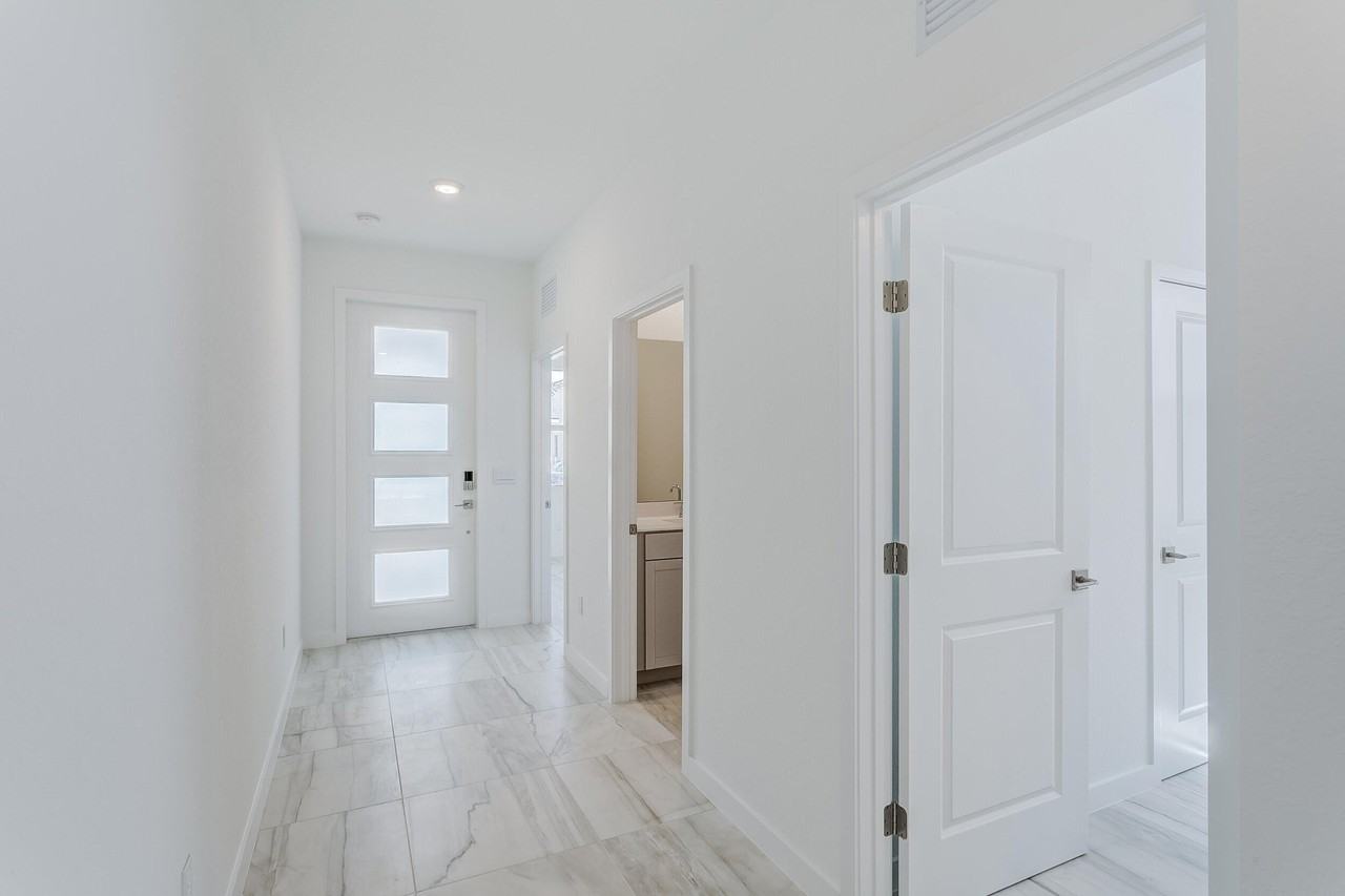 7188 Trotwood Ln - Photo 4 of 37