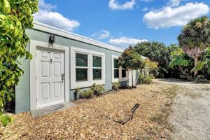 featured image of 14 South Ln #A