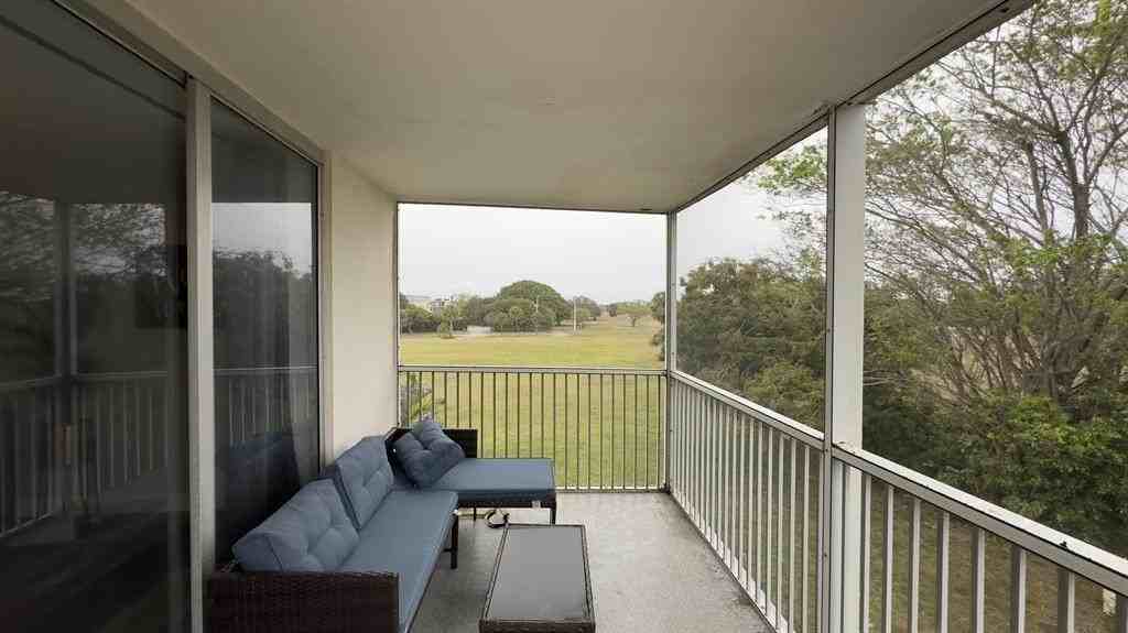 5700 Nw 2nd Ave #301 - Photo 5 of 7
