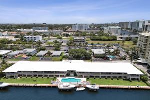 featured image of 2866 Ne 30th St #4