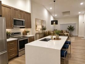 6410 Royal Manor Cir - Photo 1 of 1