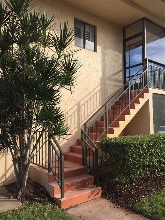 331 Lakeview Dr #201 - Photo 3 of 28