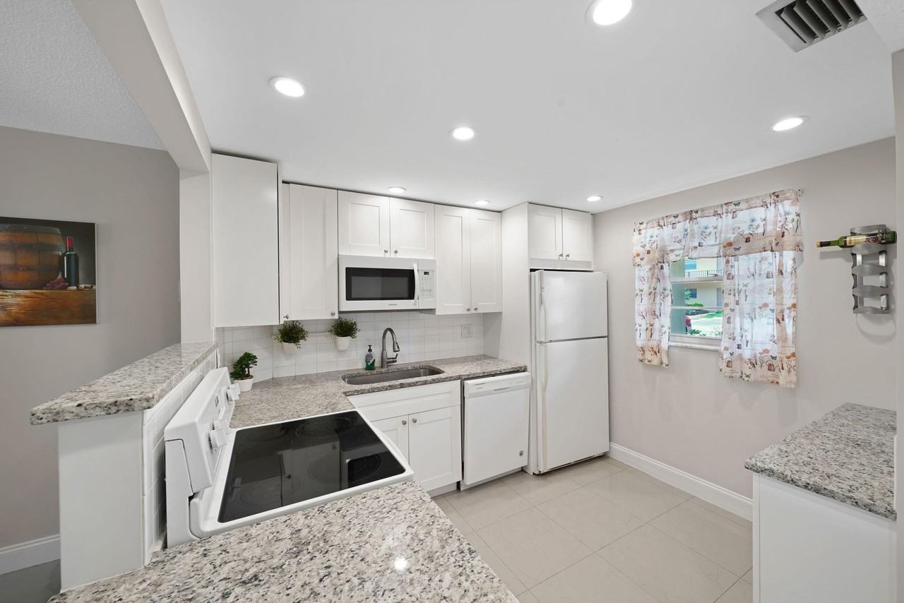 100 Berkley Rd #109 - Photo 4 of 50