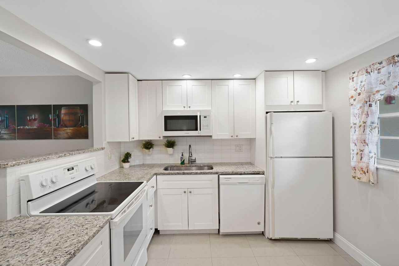 100 Berkley Rd #109 - Photo 6 of 50
