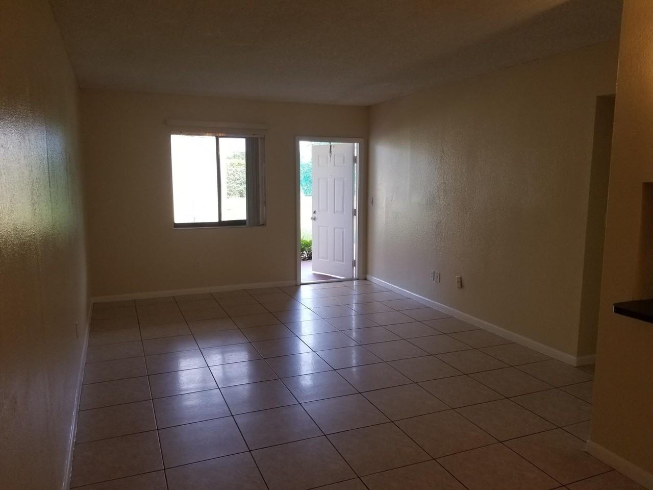 6023 10th Ave N #114 - Photo 2 of 27