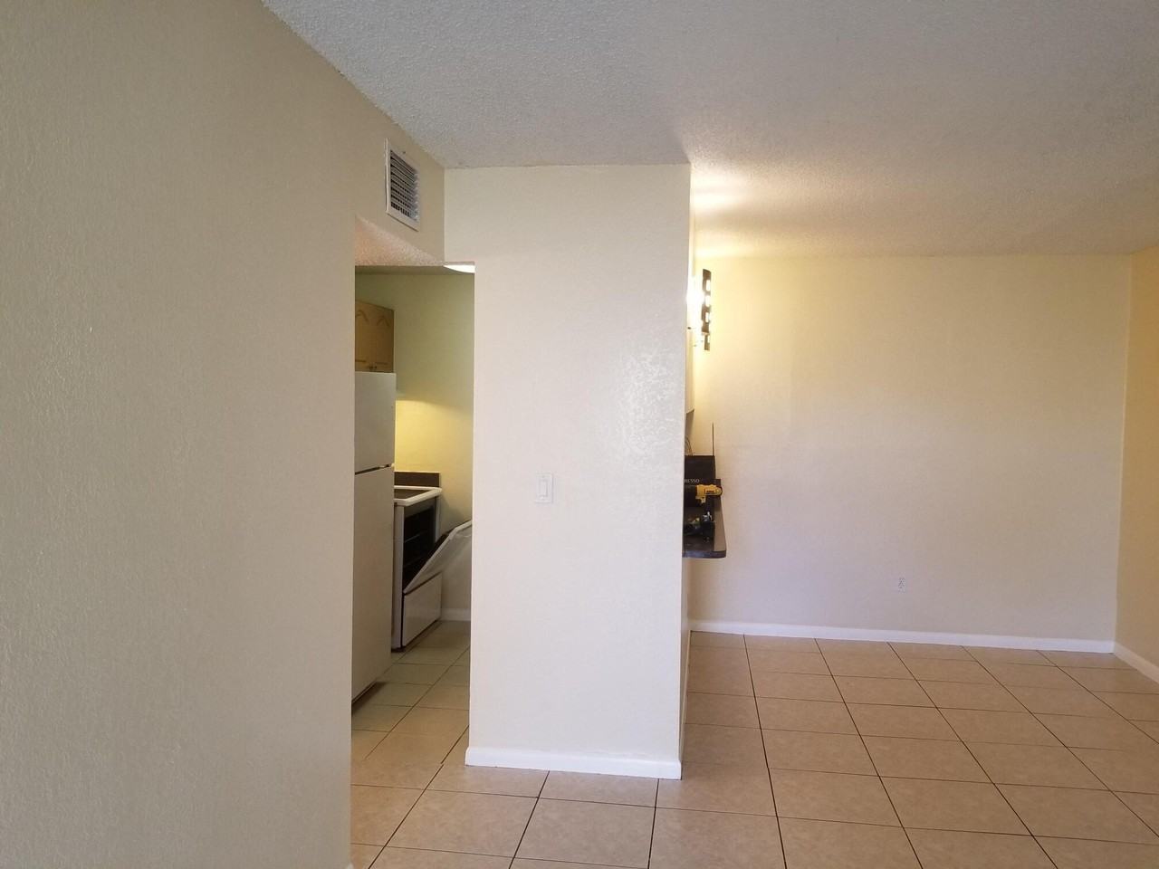 6023 10th Ave N #114 - Photo 4 of 27