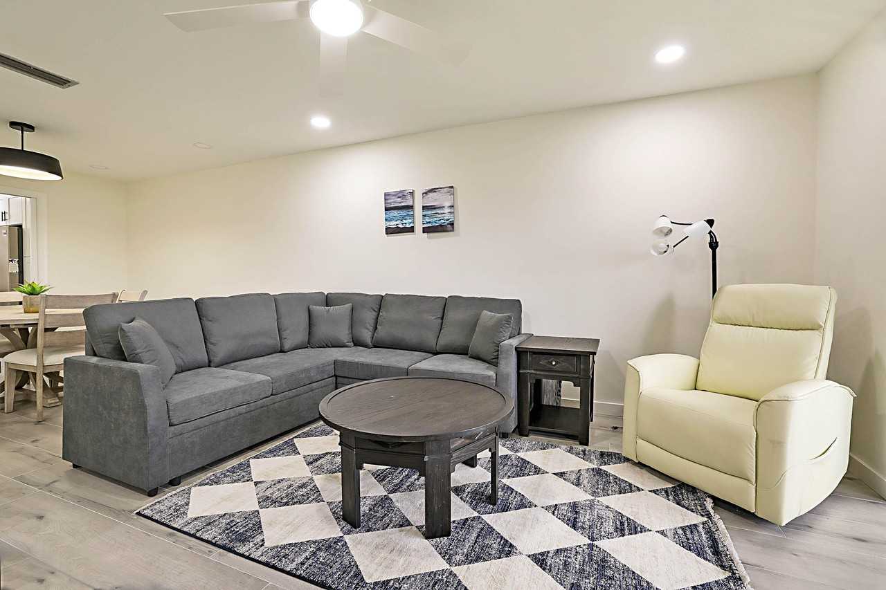 300 Intracoastal Pl #203 - Photo 4 of 37
