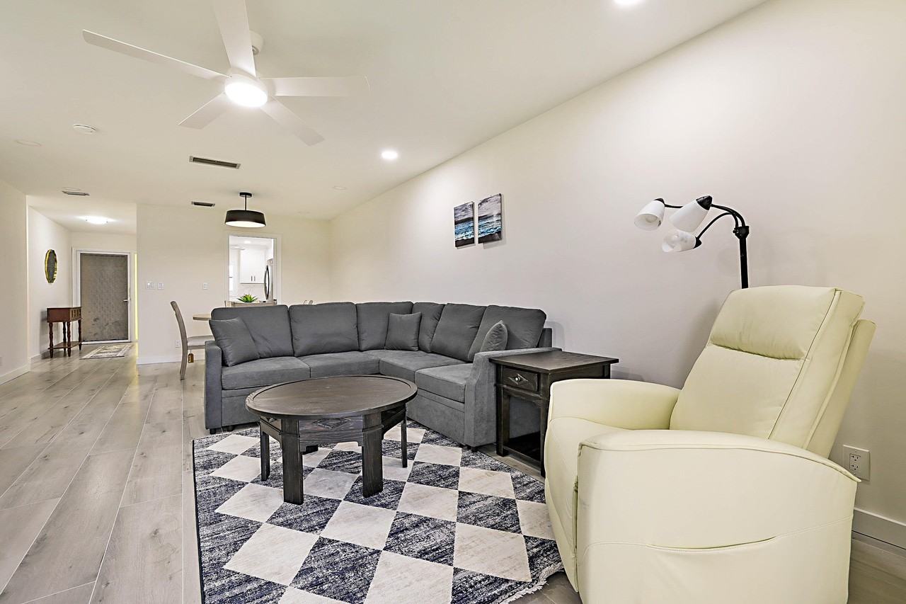 300 Intracoastal Pl #203 - Photo 5 of 37