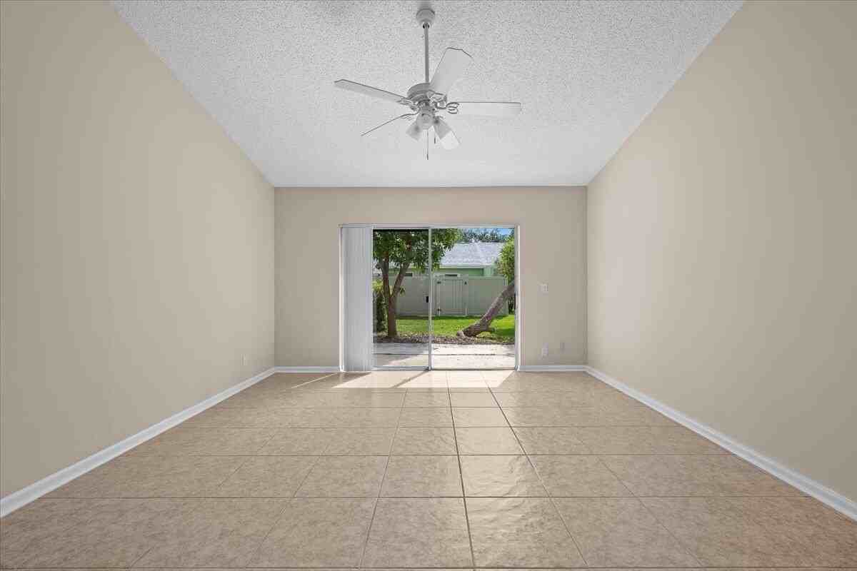 144 Deerfield Ct - Photo 7 of 23