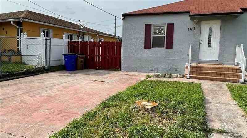 163 Sw 5th St - Photo 6 of 19