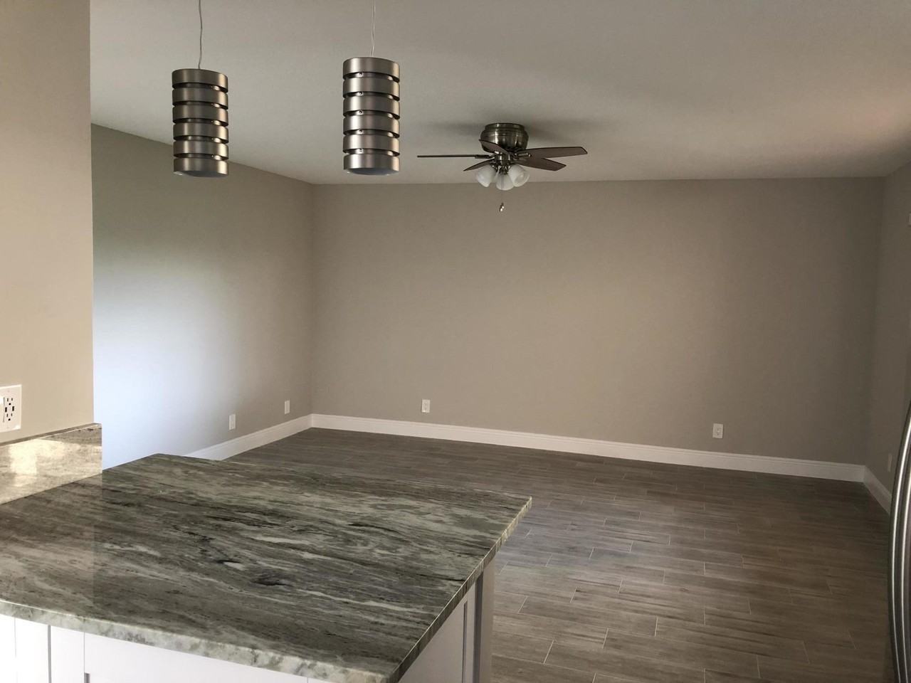 15090 Ashland Pl - Photo 5 of 34