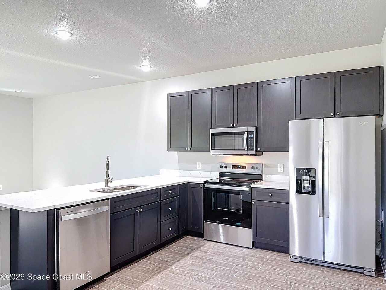 498 L M Davey Ln - Photo 6 of 23