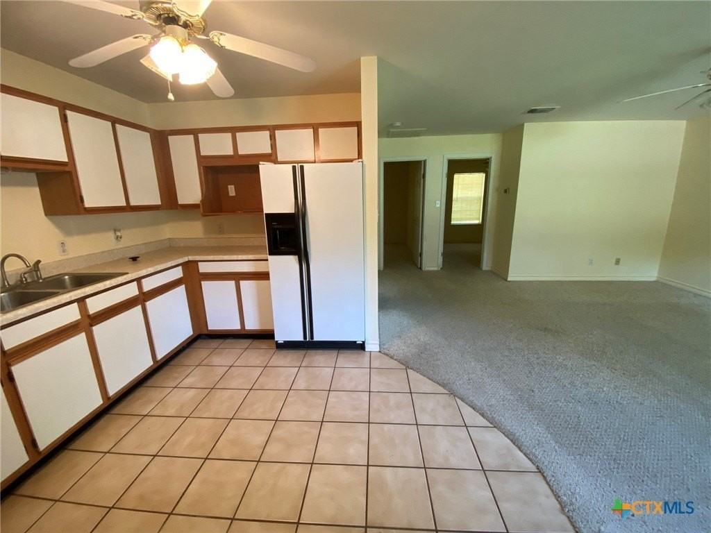 570 Beverly Ln - Photo 6 of 13