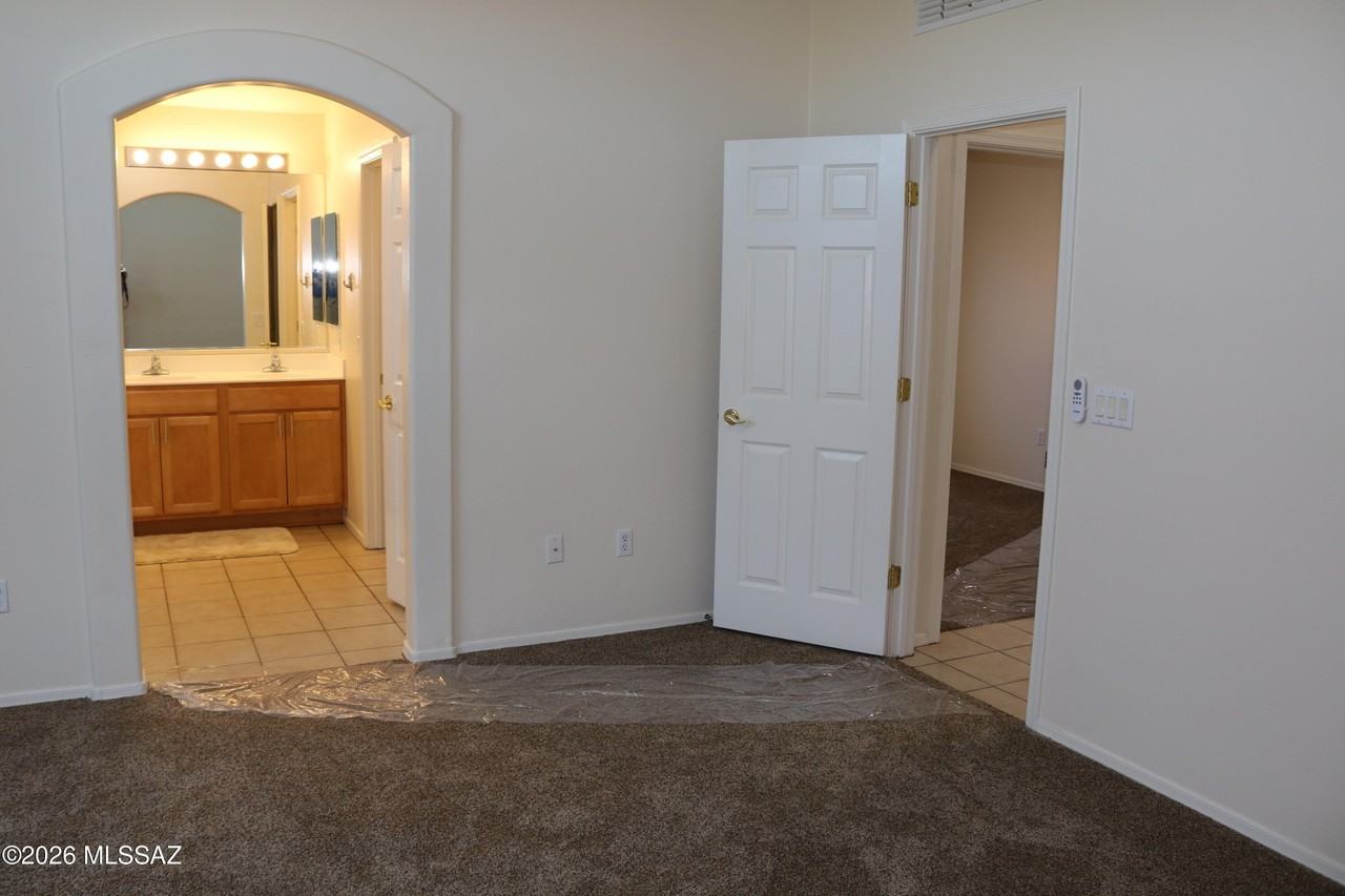 5479 W Silent Dove Way - Photo 7 of 20
