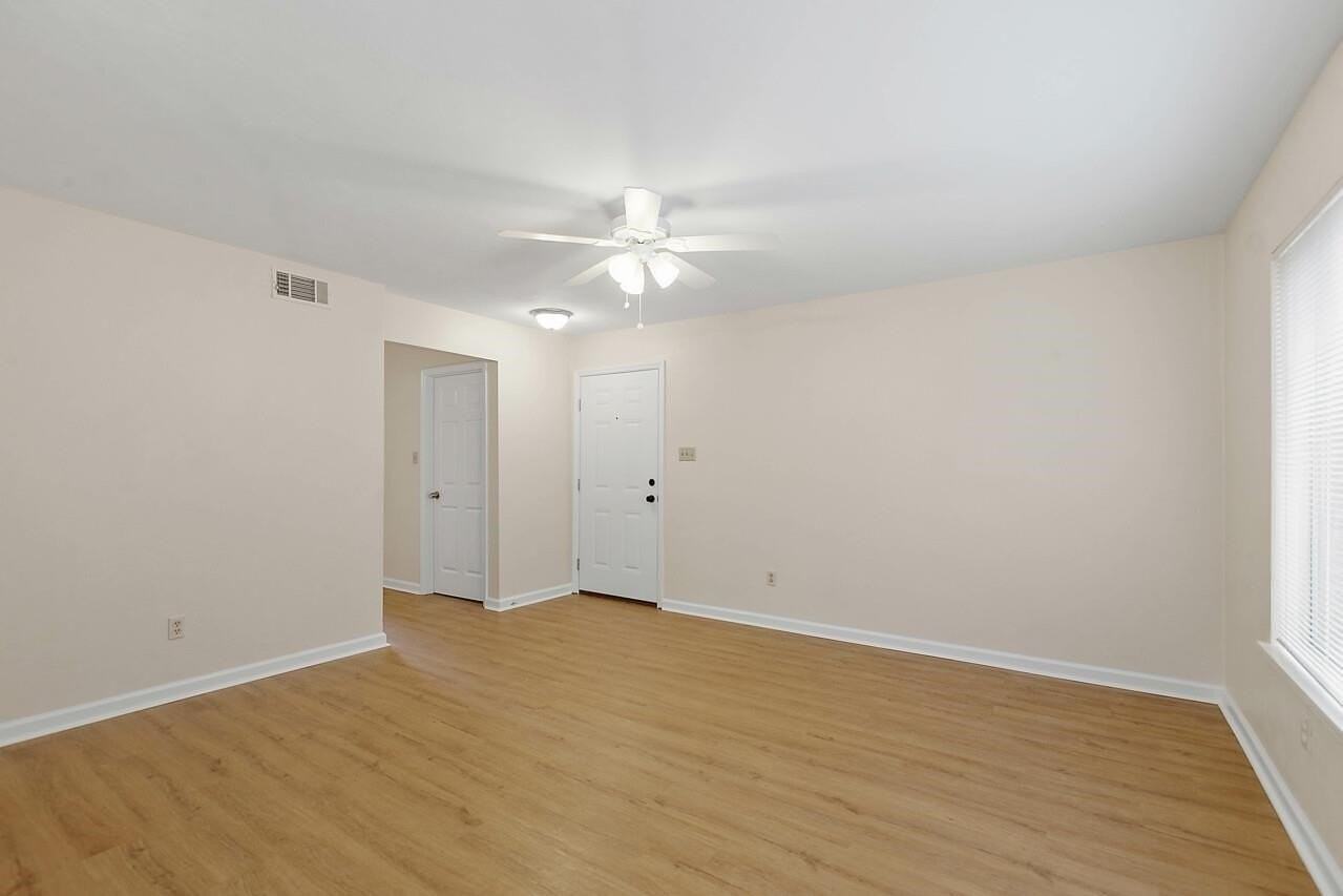 2188 Claremont Ln - Photo 7 of 32