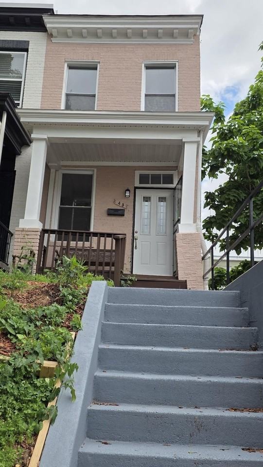 45 Todd Pl Ne - Photo 2 of 15