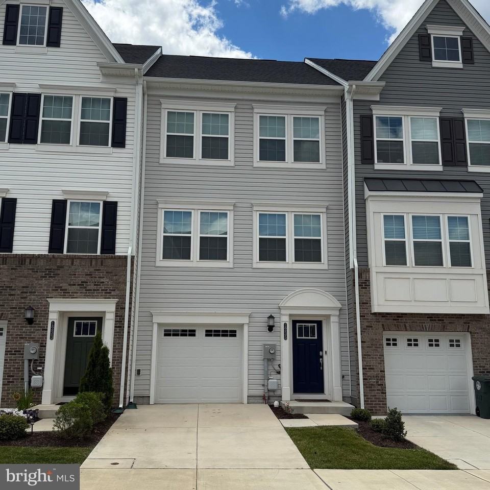 1235 Greylock Ln - Photo 2 of 29
