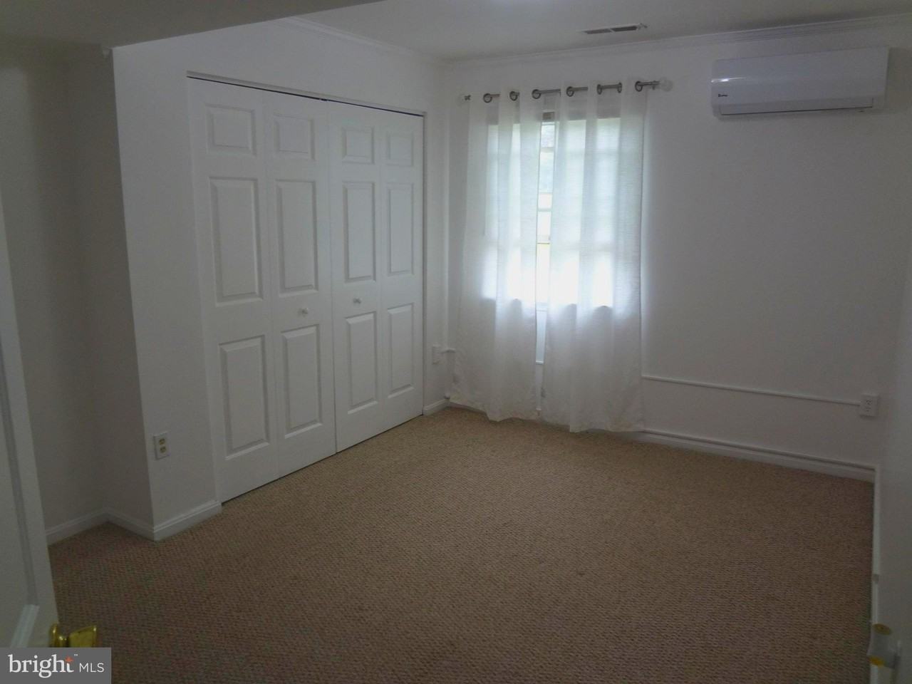 17540 Queen Elizabeth Dr - Photo 6 of 12