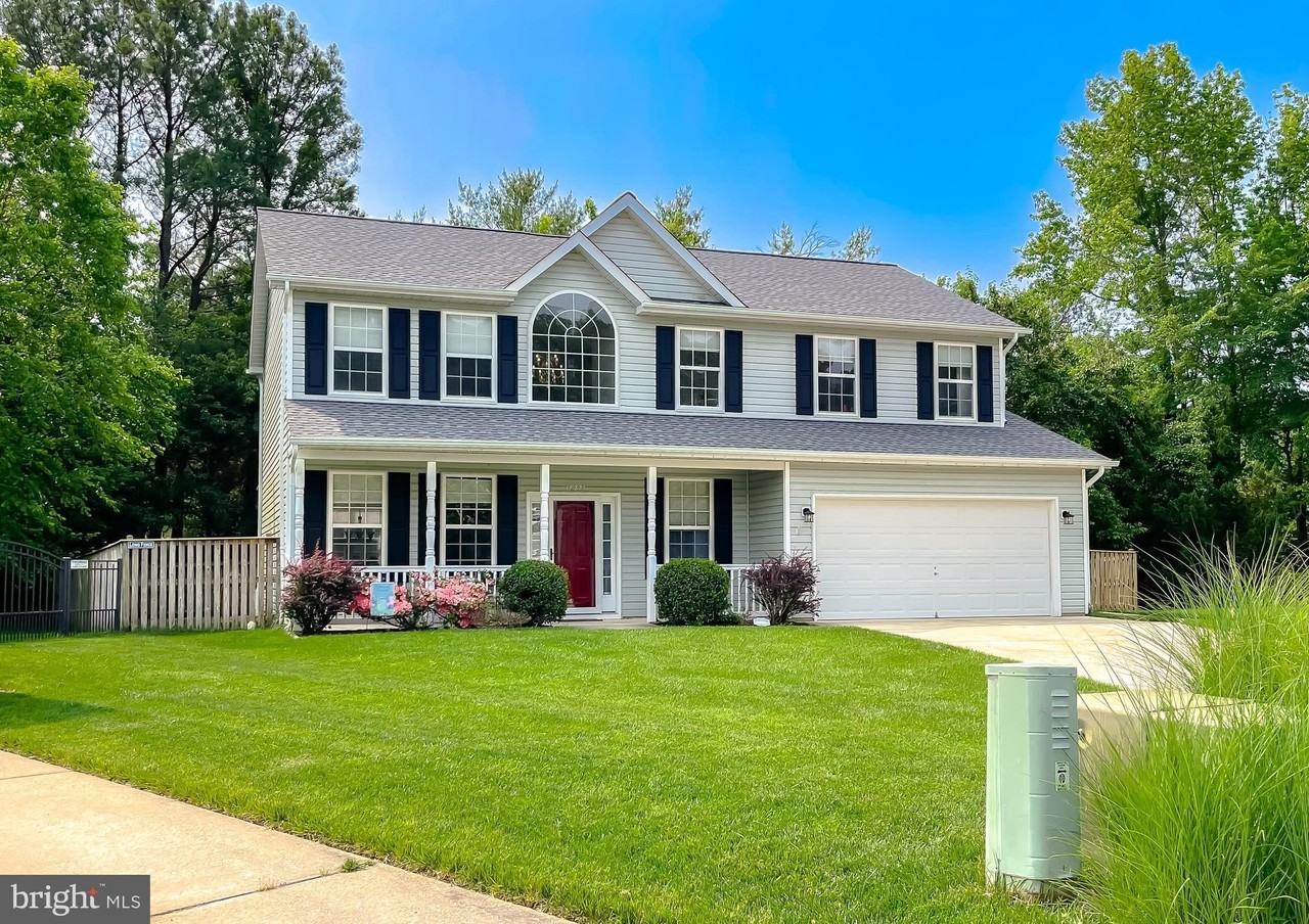 48221 Keel Dr - Photo 4 of 50