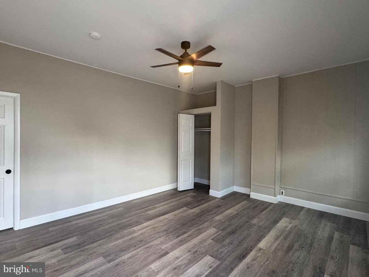 694 N Delaware St - Photo 2 of 7