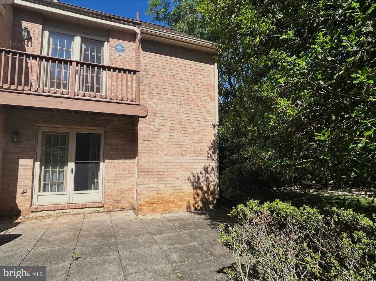 15 Rampart Dr - Photo 6 of 11
