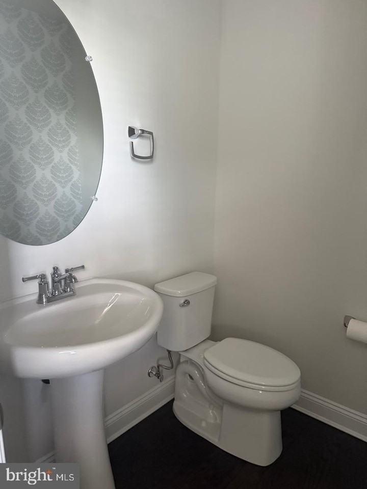 201 Charles Ellis Dr - Photo 7 of 16