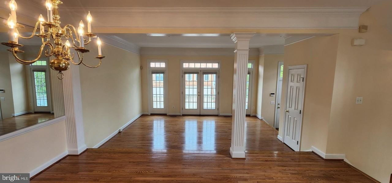 8021 Kidwell Town Ct - Photo 6 of 29