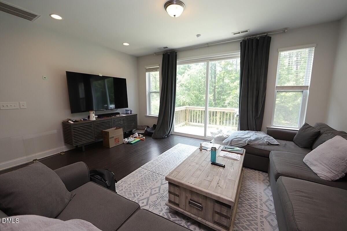 159 Manordale Dr - Photo 7 of 22