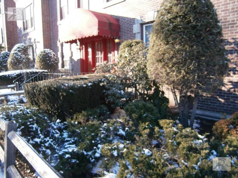 21 South St - Photo 3 of 10