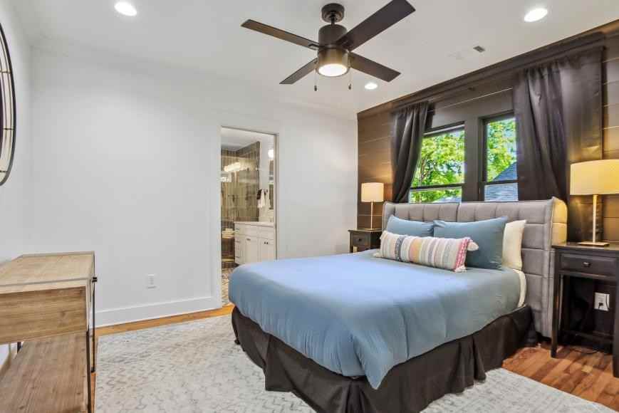 761 Palatine Ave Se - Photo 7 of 10