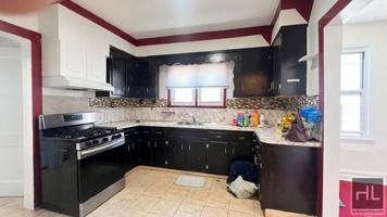 featured image of 1409 E 48th St