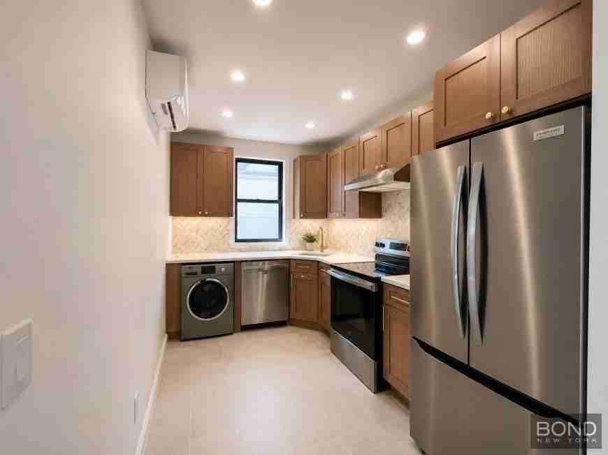 6322 Flushing Ave - Photo 3 of 5
