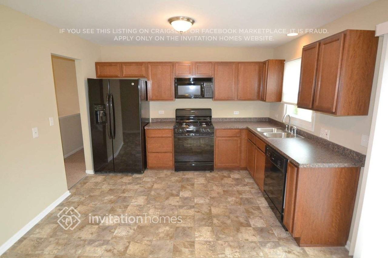 1 Linden Ave - Photo 2 of 11