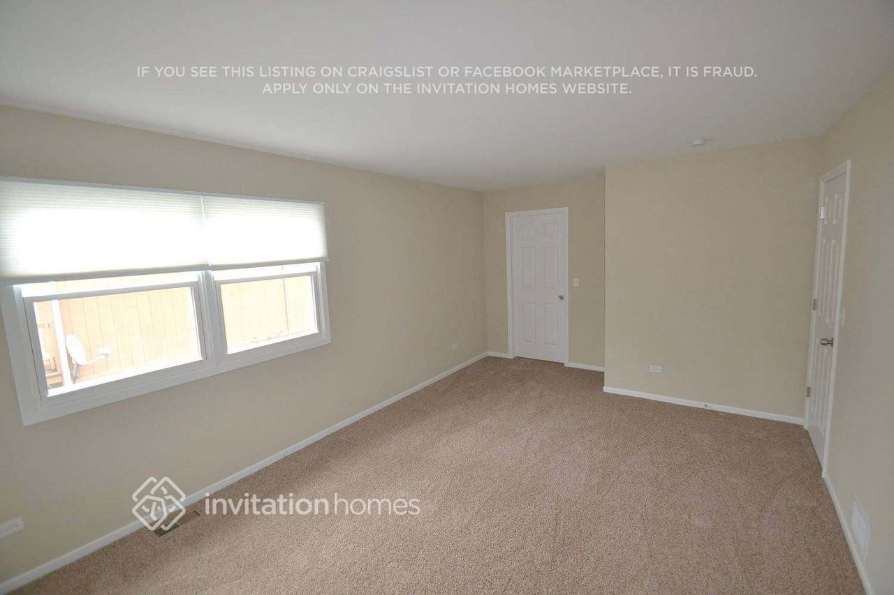 1 Linden Ave - Photo 7 of 11