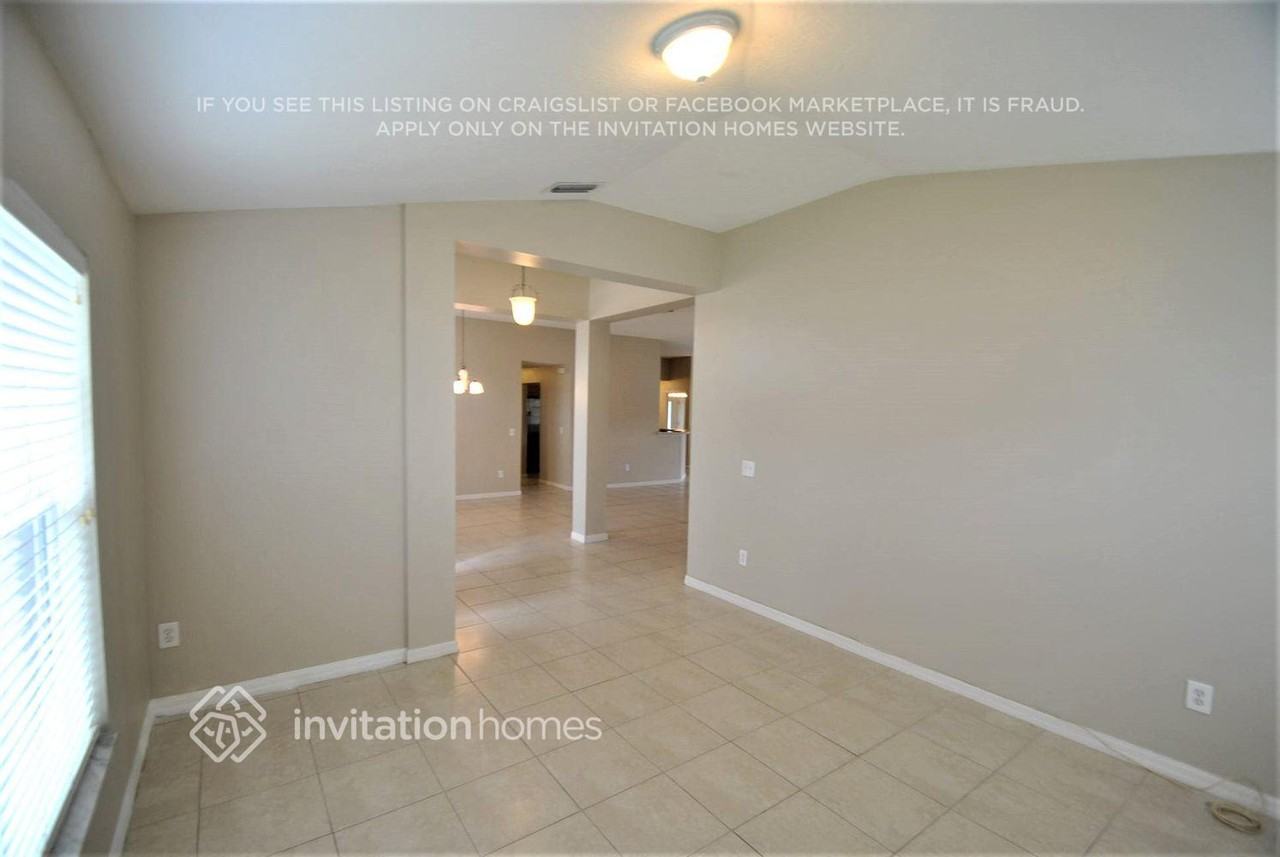 4508 Lady Hawk Way - Photo 2 of 7