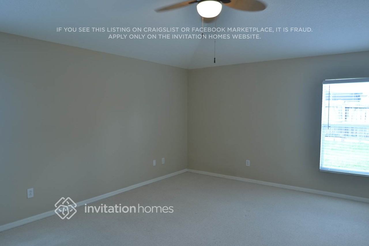 1021 Torreya Way - Photo 6 of 13