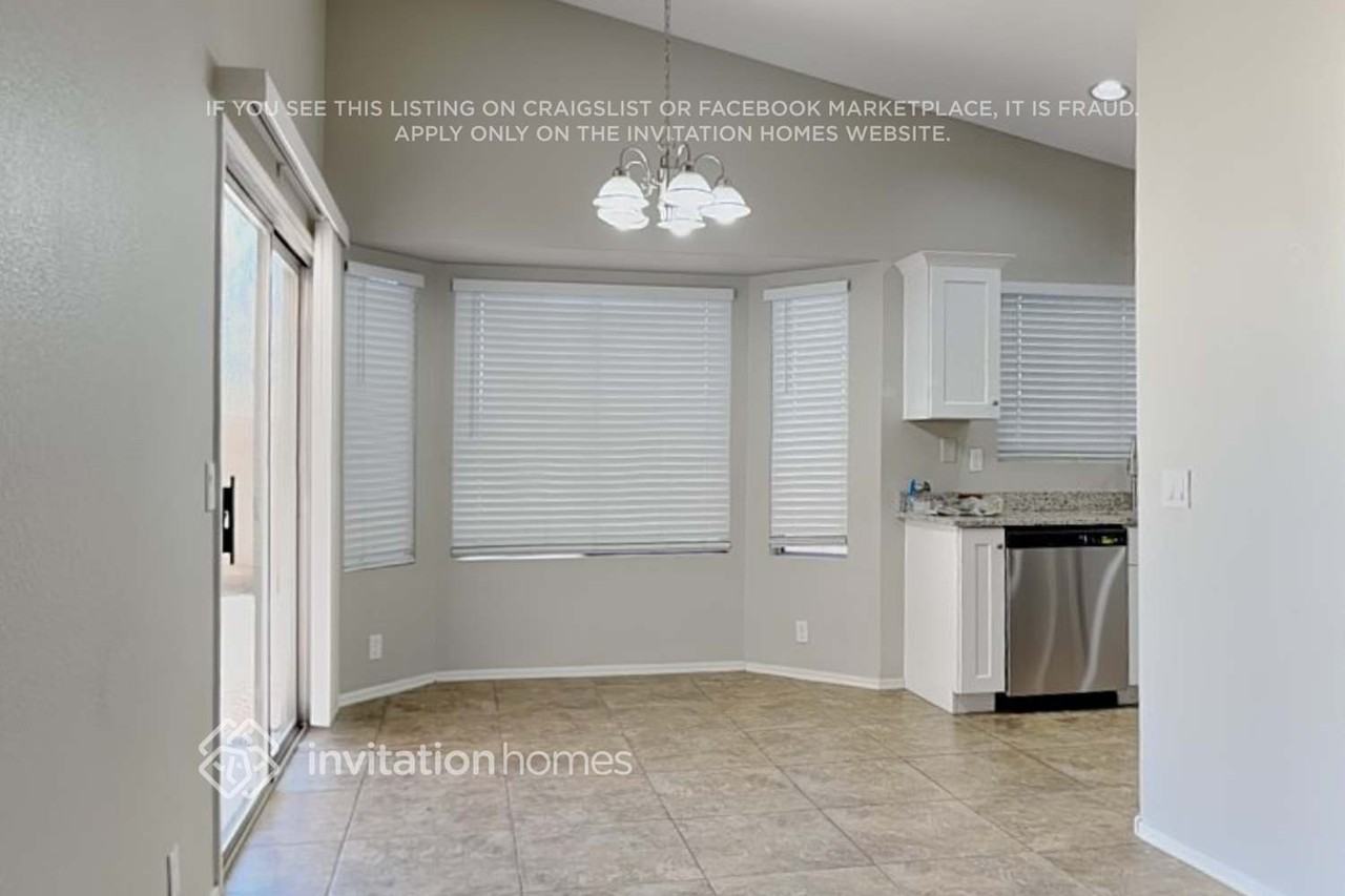 11007 N 59th Dr - Photo 6 of 18