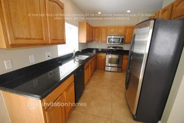 3939 Jasmine Ln - Photo 5 of 13